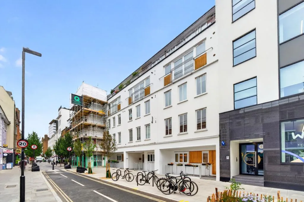 Studio flat for rent