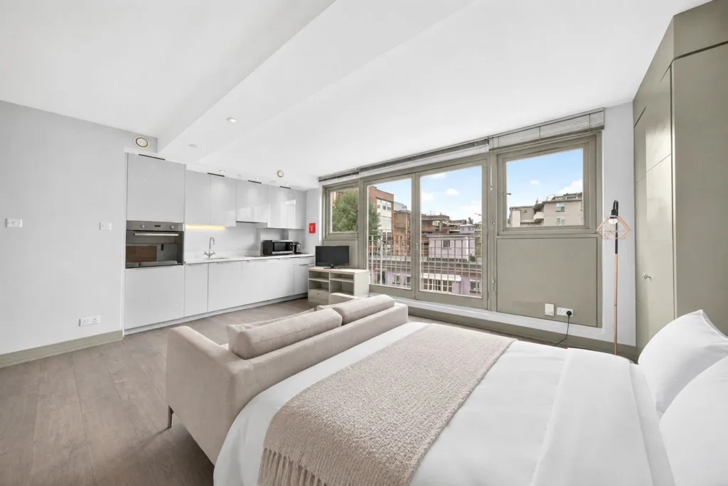 Studio flat for rent