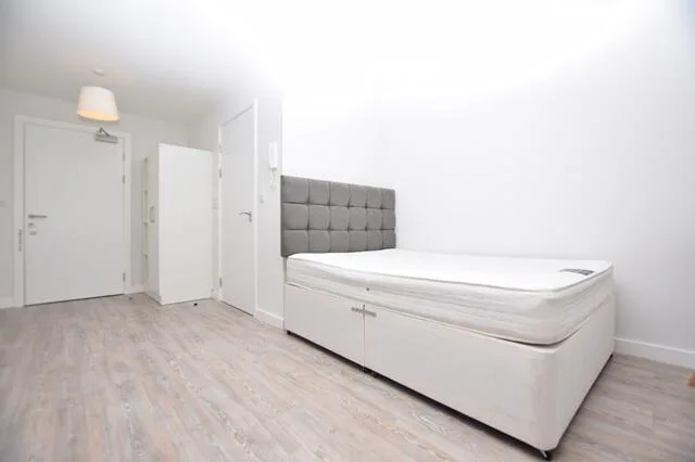 Studio apartment for rent