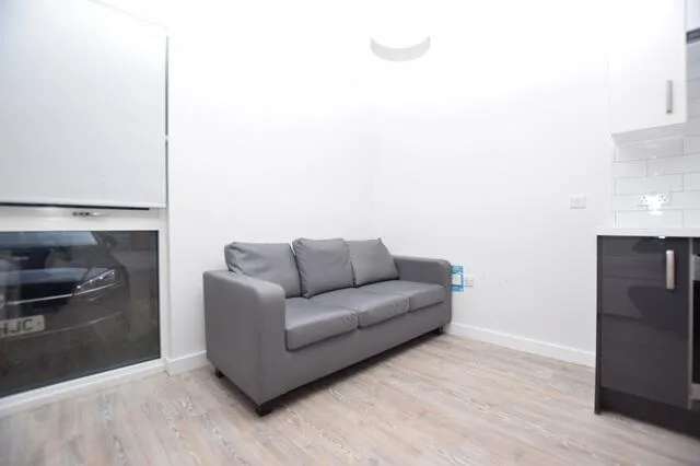 Studio apartment for rent