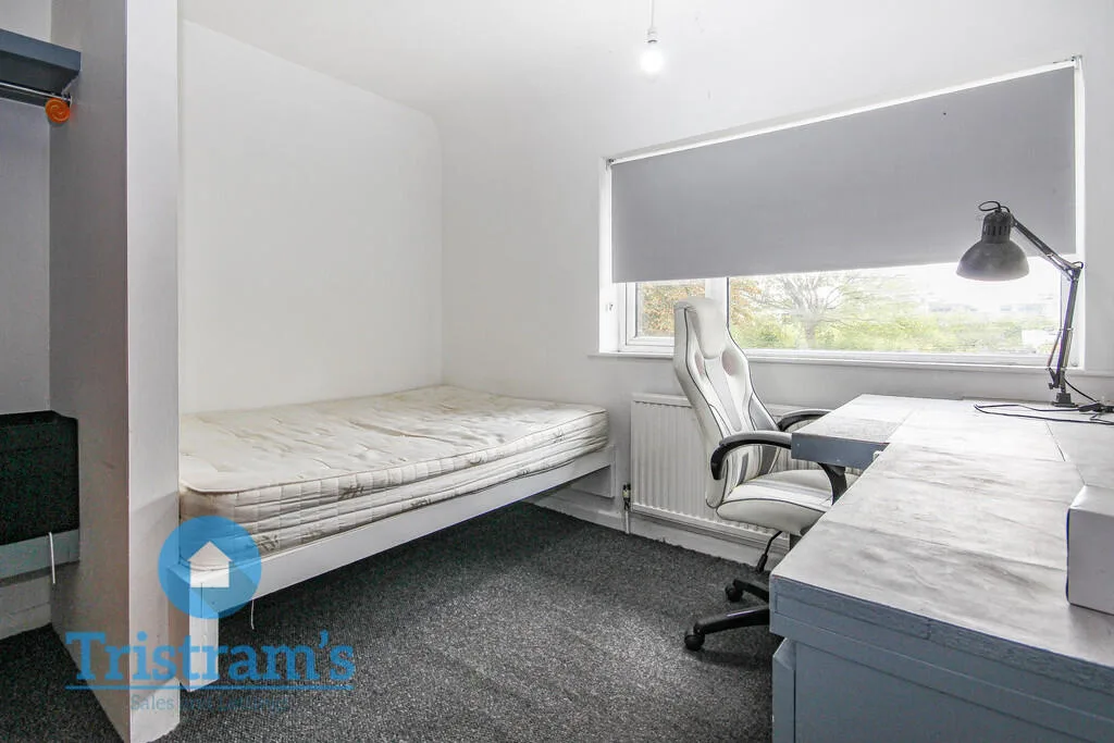 2 bedroom semi-detached house for rent