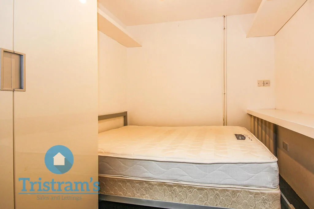 2 bedroom semi-detached house for rent