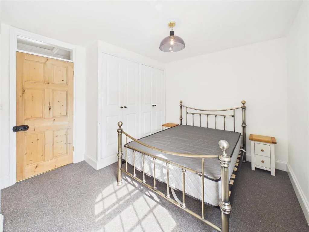 1 bedroom terraced house for rent