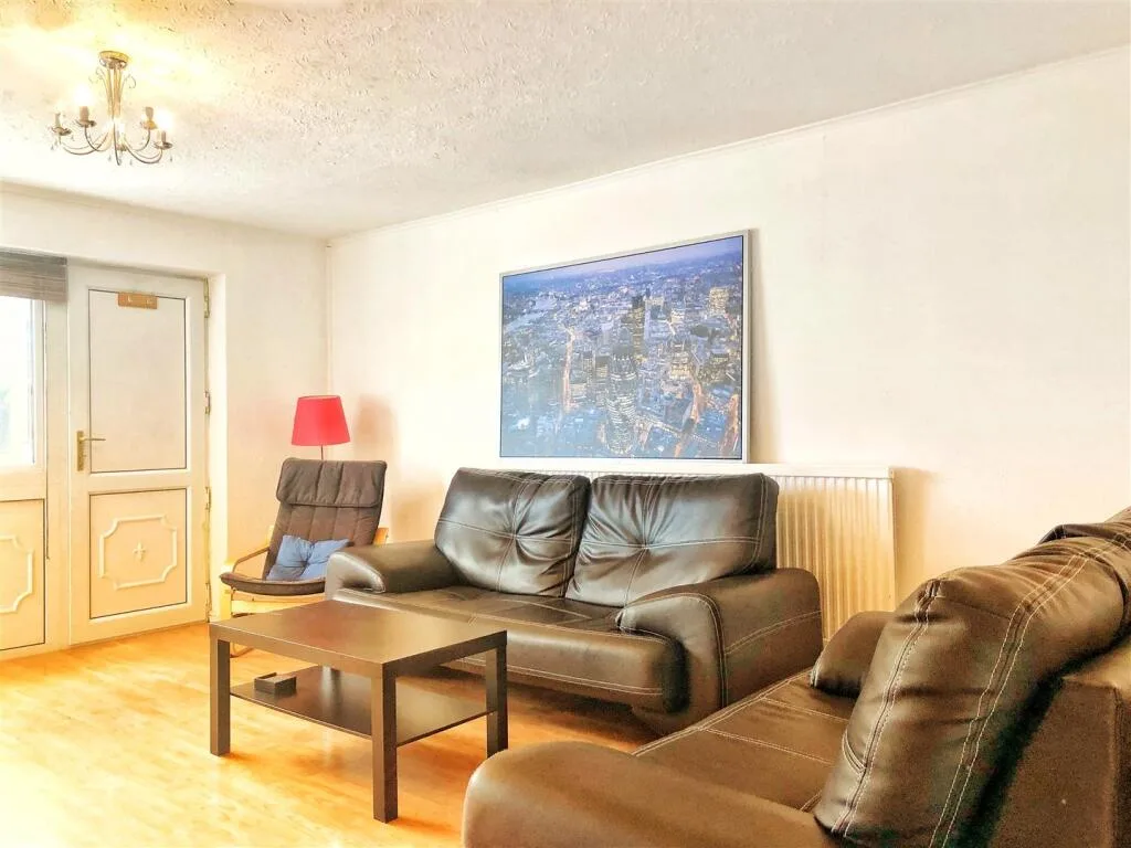 3 bedroom terraced house for rent
