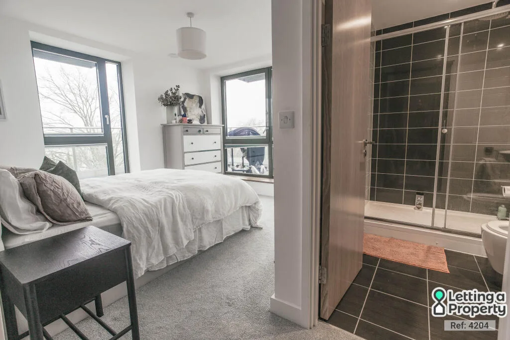 2 bedroom penthouse for rent