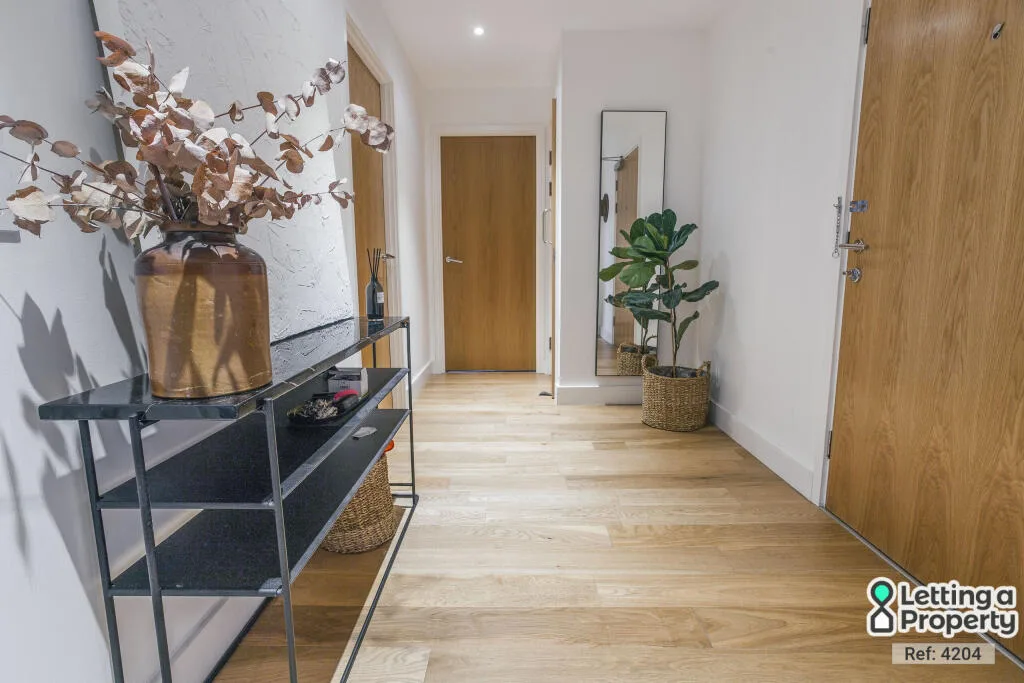 2 bedroom penthouse for rent