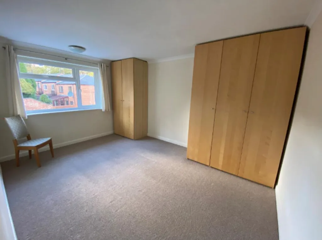 3 bedroom mews property for rent