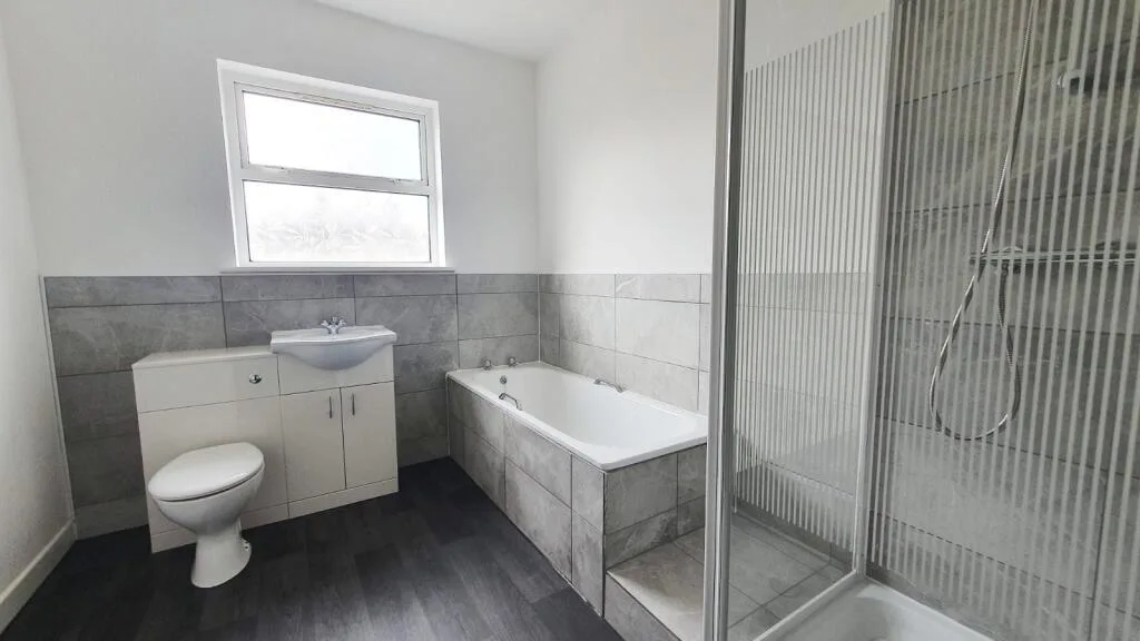2 bedroom house for rent