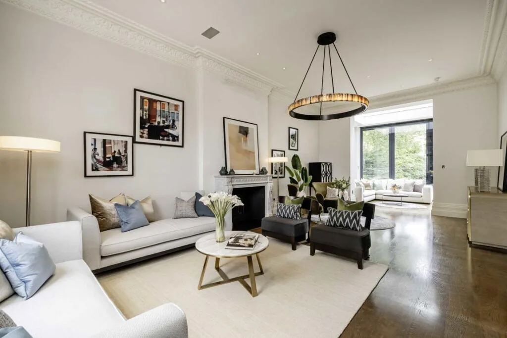 5 bedroom detached house for rent