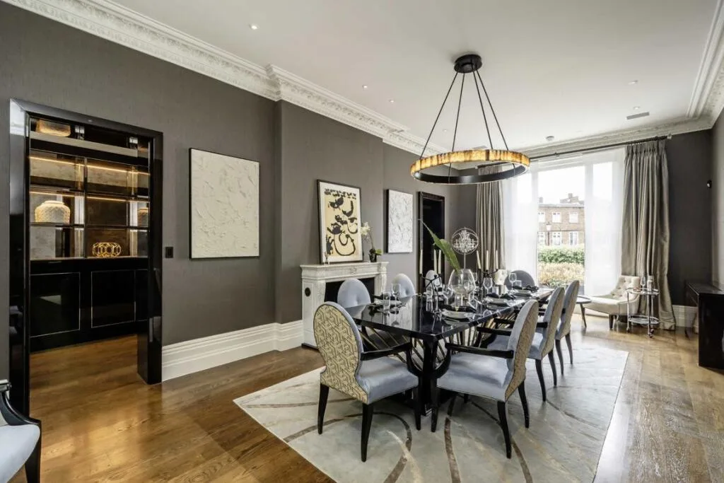 5 bedroom detached house for rent