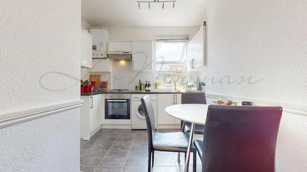 2 bedroom duplex for rent