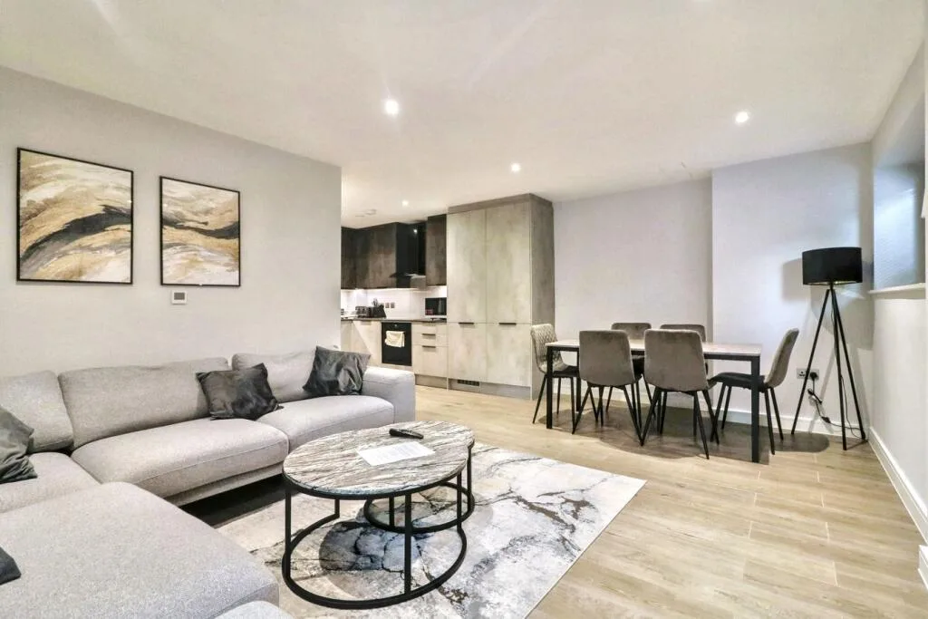 3 bedroom flat for rent