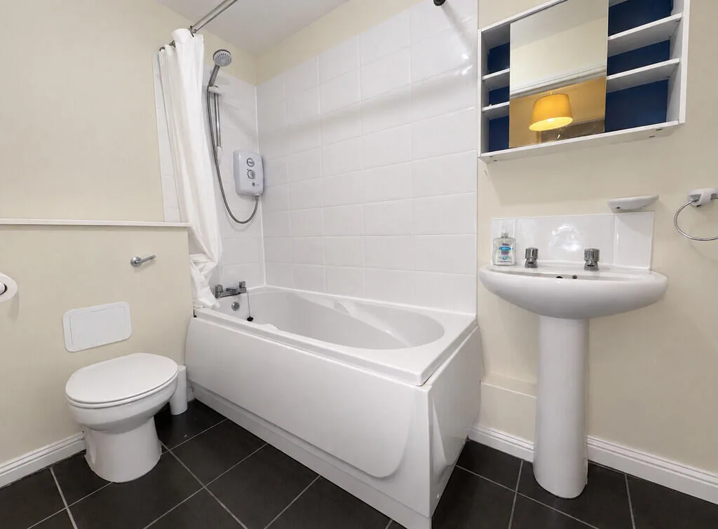 2 bedroom ground floor flat for rent