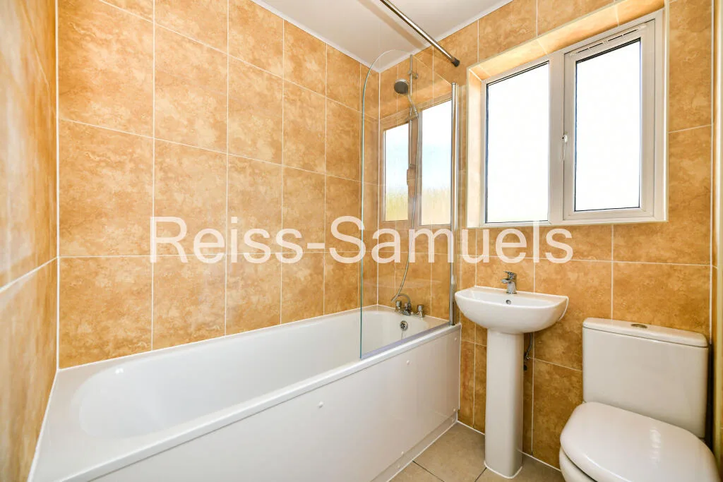 3 bedroom apartment for rent