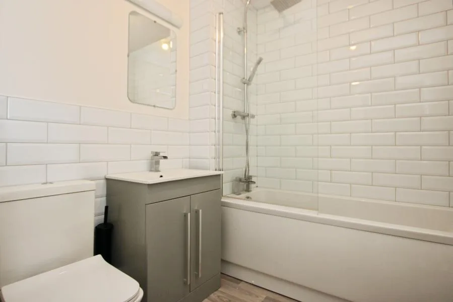 4 bedroom terraced house for rent