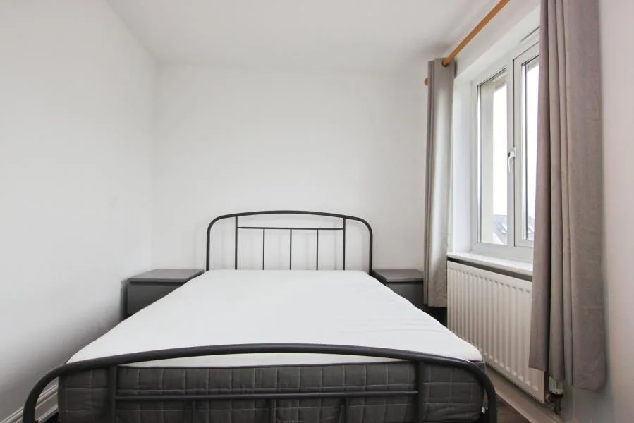 4 bedroom terraced house for rent