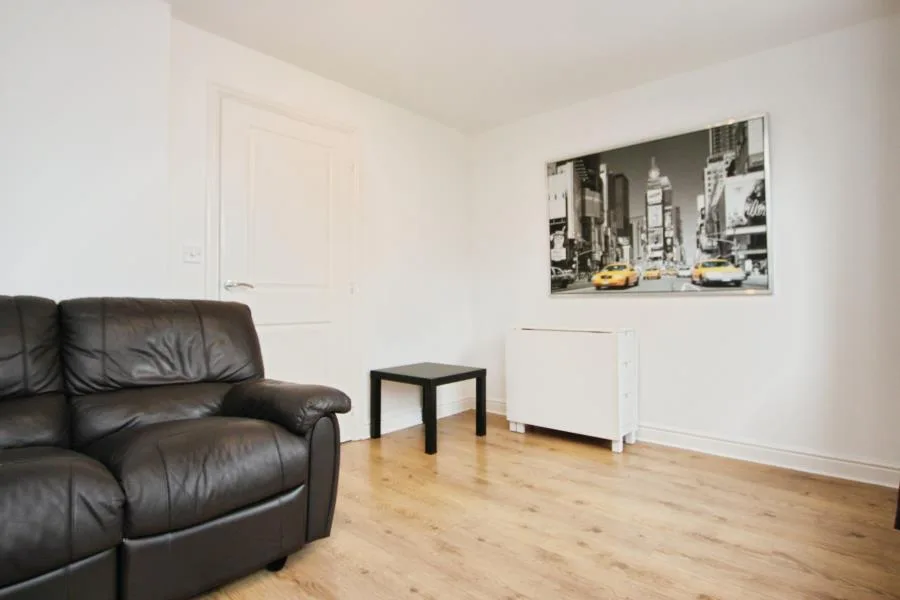 4 bedroom terraced house for rent