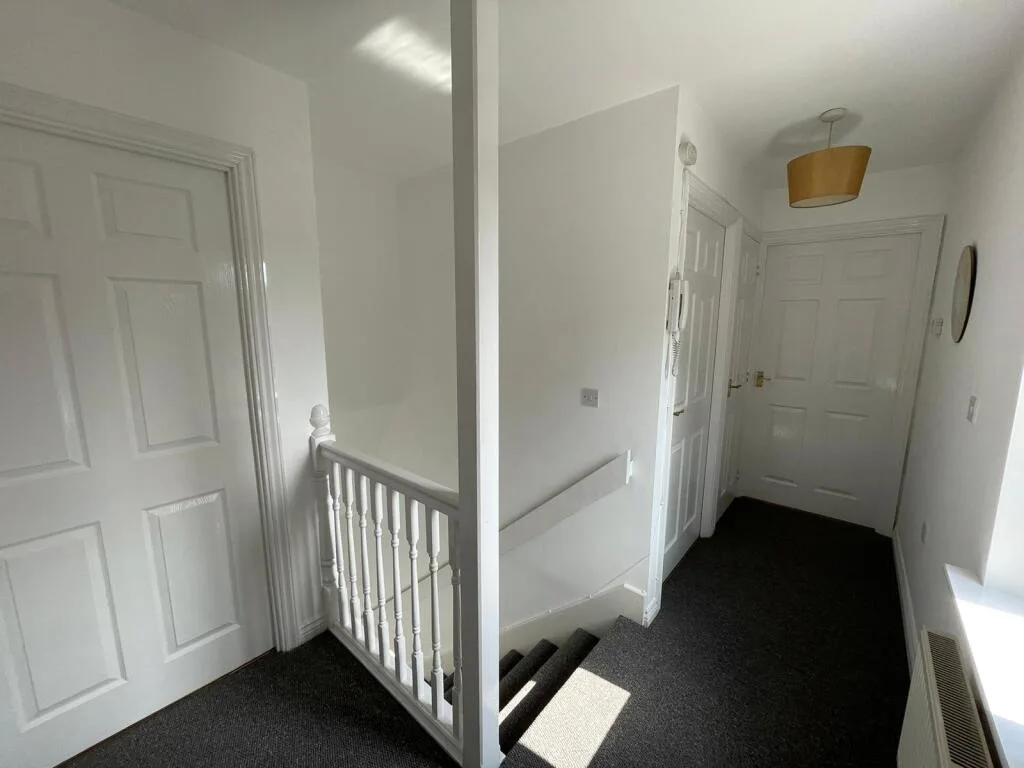 2 bedroom maisonette for rent