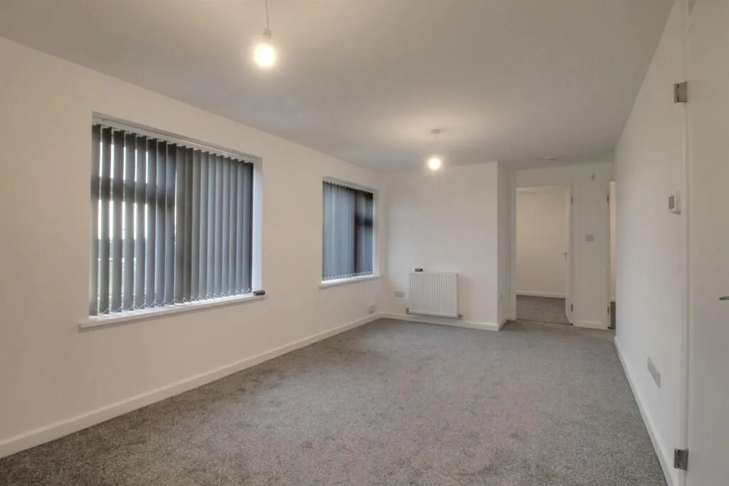 2 bedroom maisonette for rent