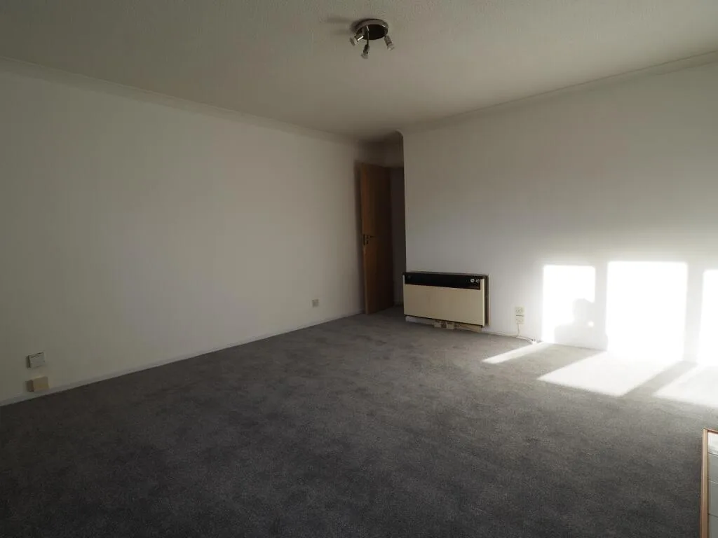 2 bedroom ground floor flat for rent