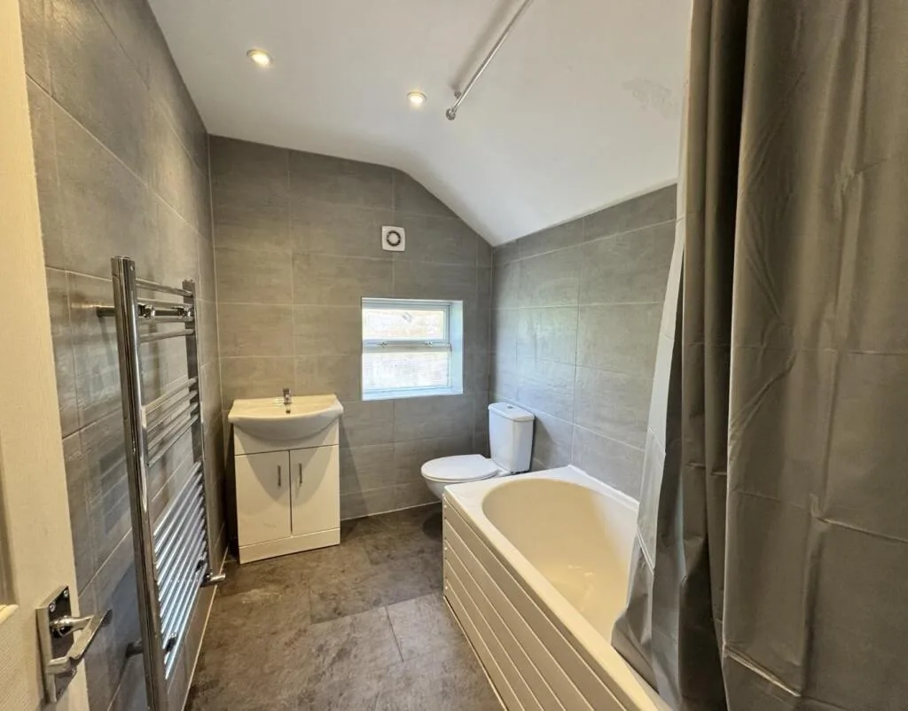 2 bedroom terraced house for rent