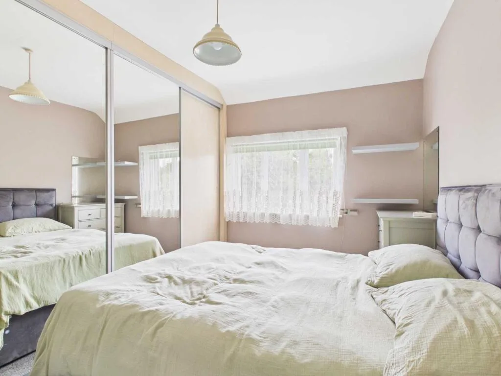 3 bedroom semi-detached house for rent