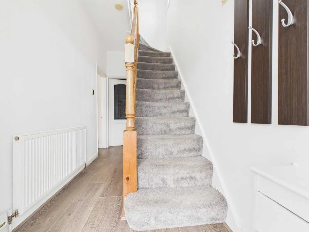 3 bedroom semi-detached house for rent