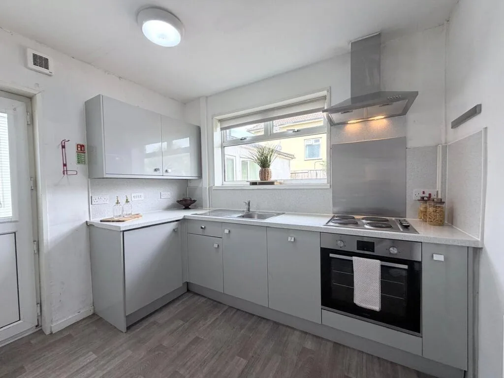 4 bedroom terraced house for rent