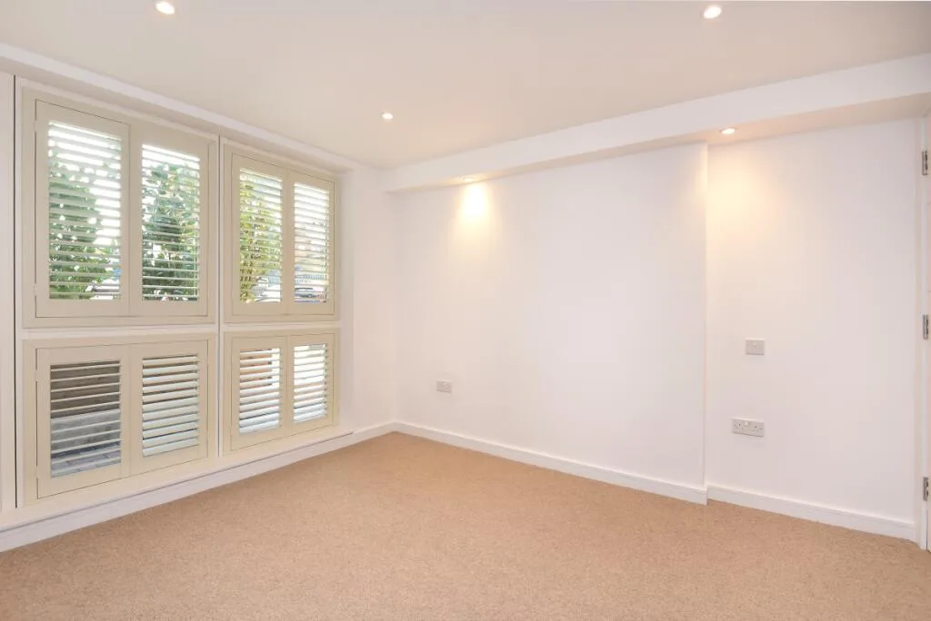 2 bedroom house for rent