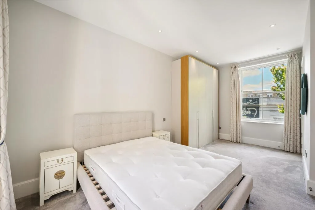 5 bedroom town house for rent