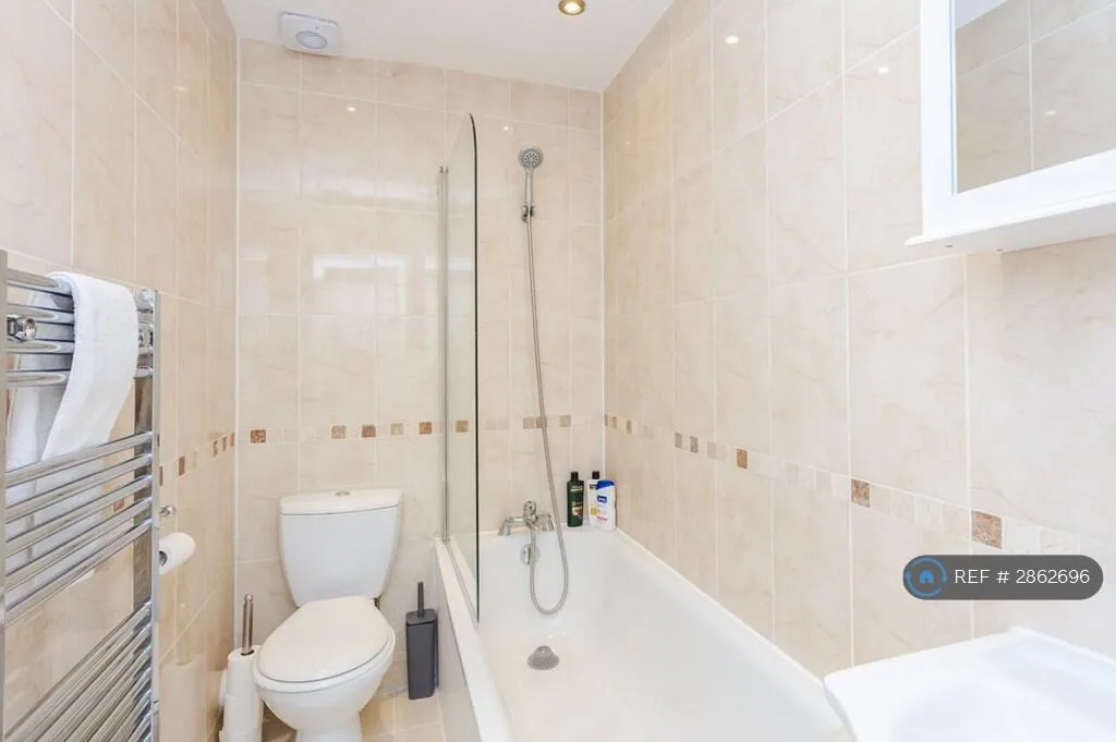 4 bedroom terraced house for rent