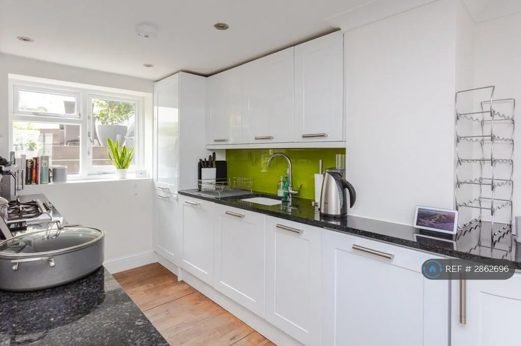 4 bedroom terraced house for rent