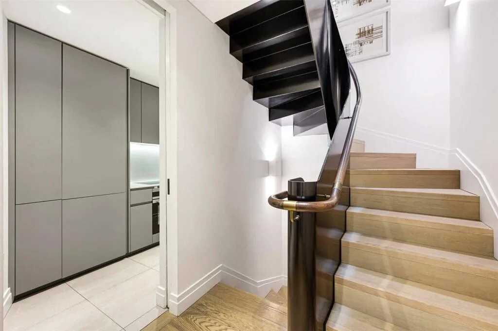 2 bedroom house for rent