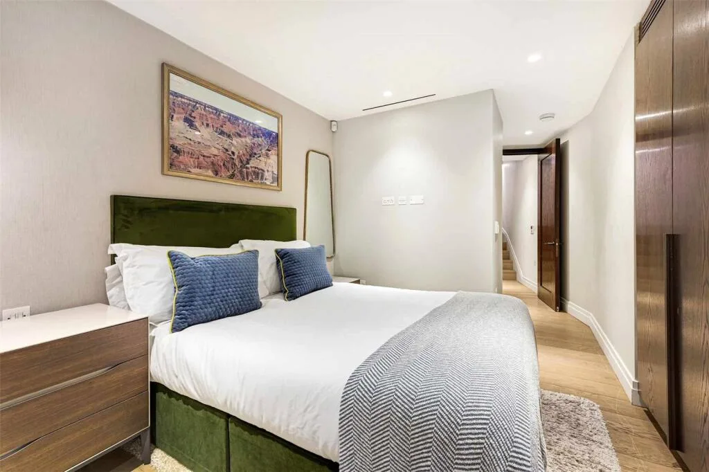 2 bedroom house for rent