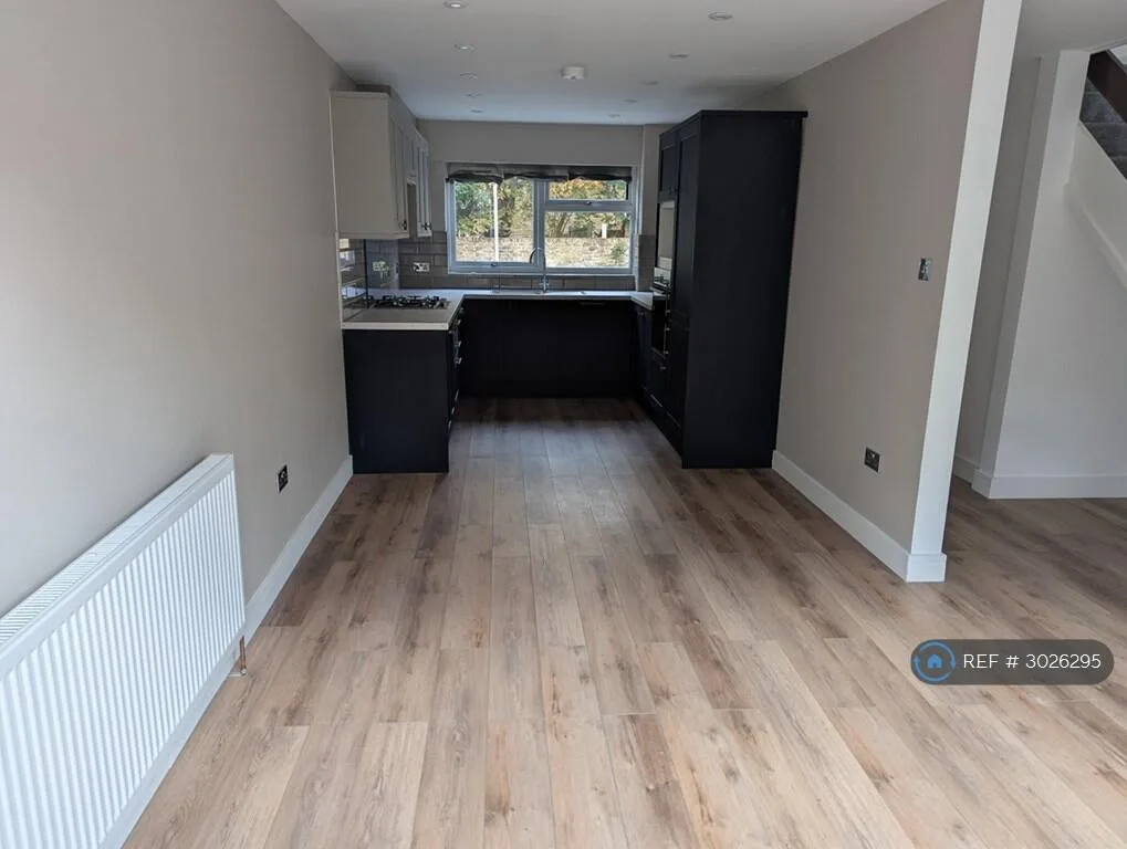 4 bedroom terraced house for rent