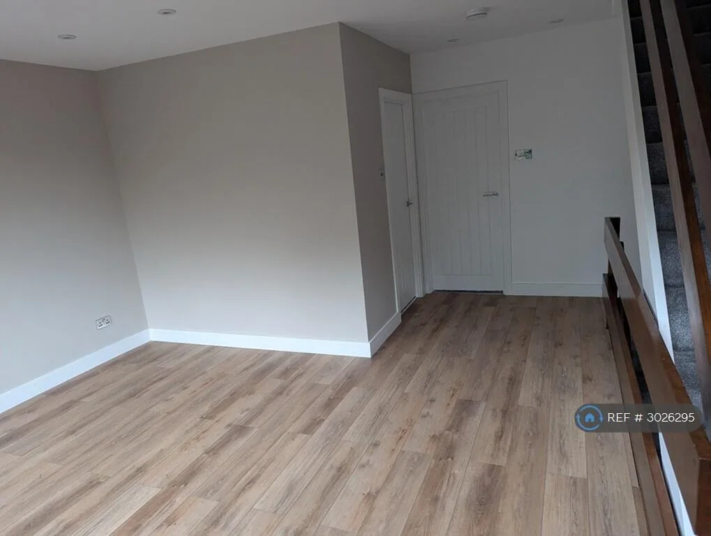 4 bedroom terraced house for rent