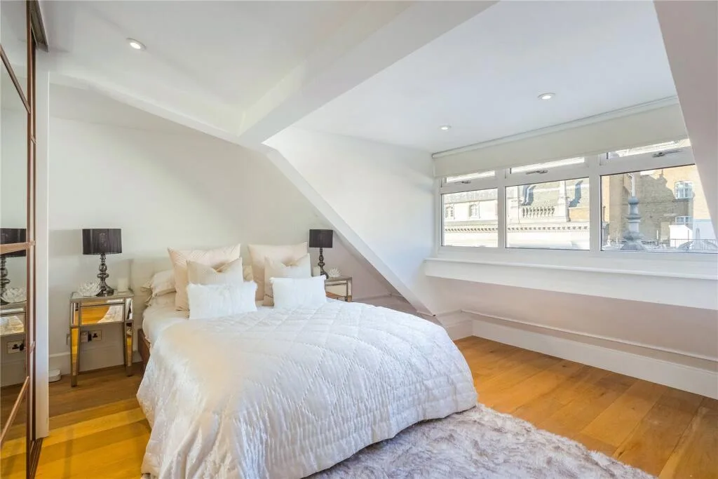 2 bedroom duplex for rent