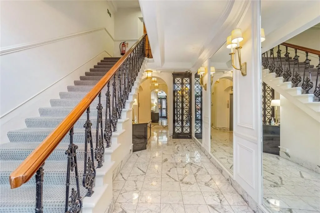 2 bedroom duplex for rent
