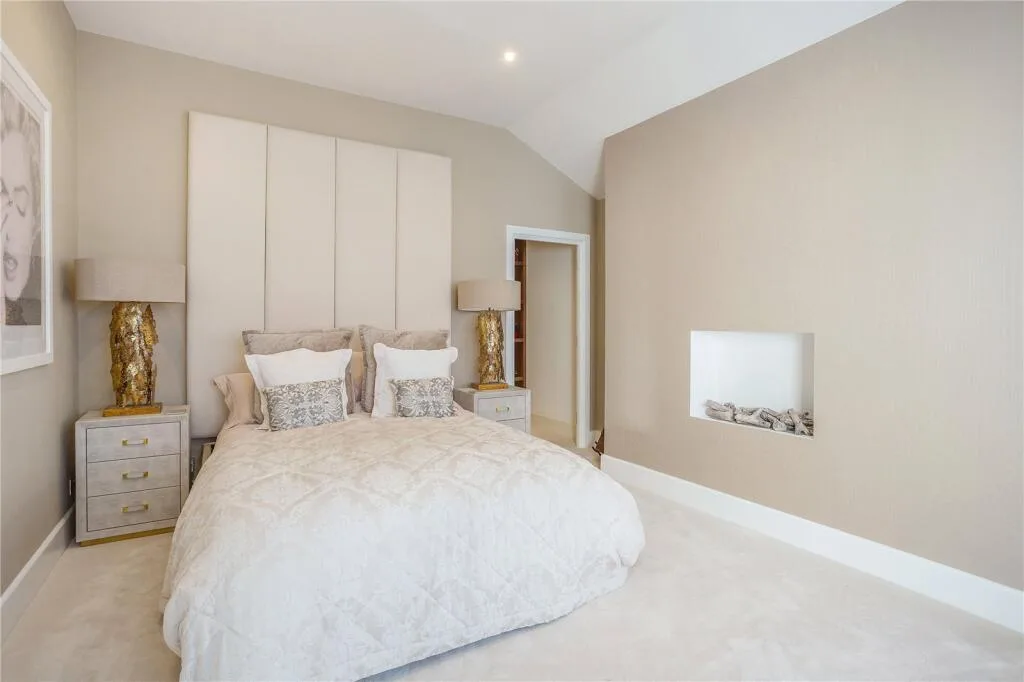 2 bedroom duplex for rent