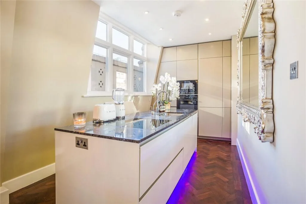 2 bedroom duplex for rent