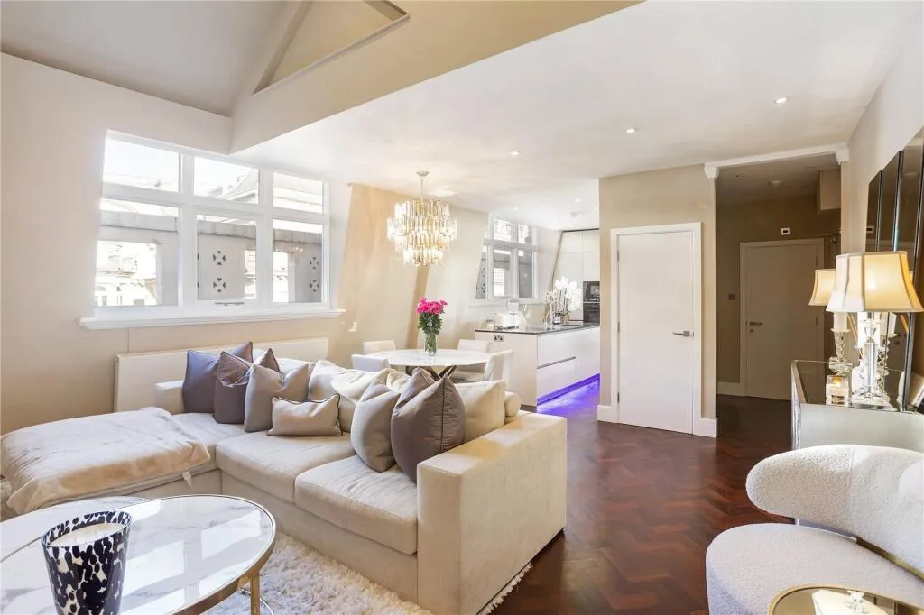 2 bedroom duplex for rent