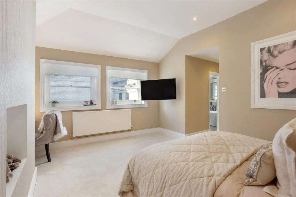 2 bedroom duplex for rent