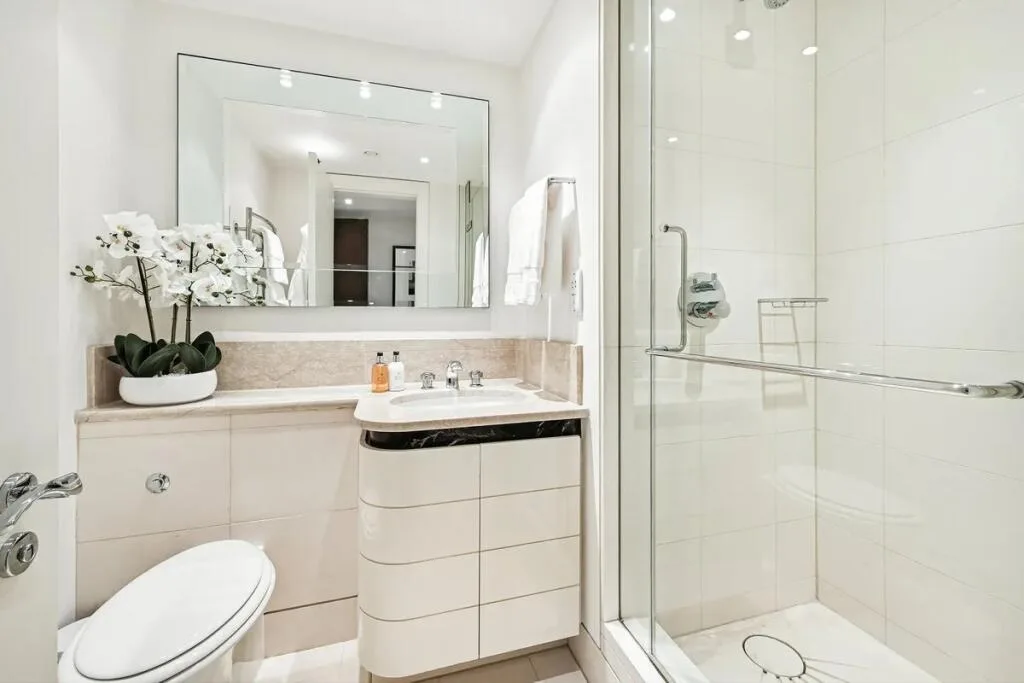 3 bedroom flat for rent