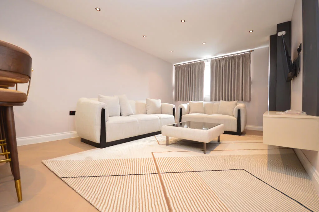 2 bedroom flat for rent