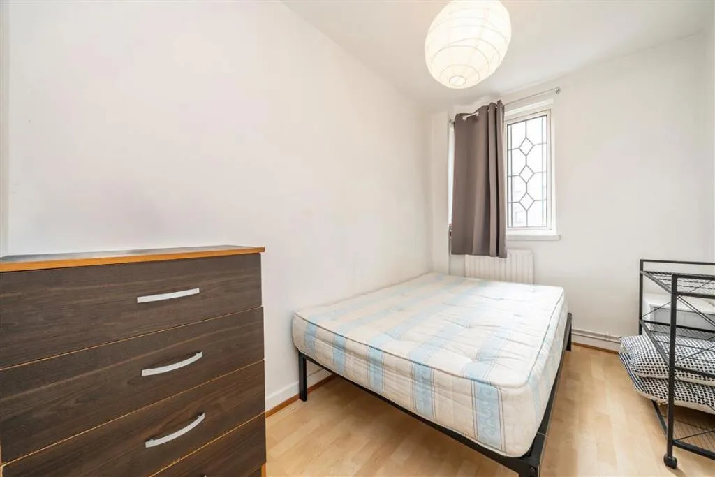 4 bedroom flat for rent