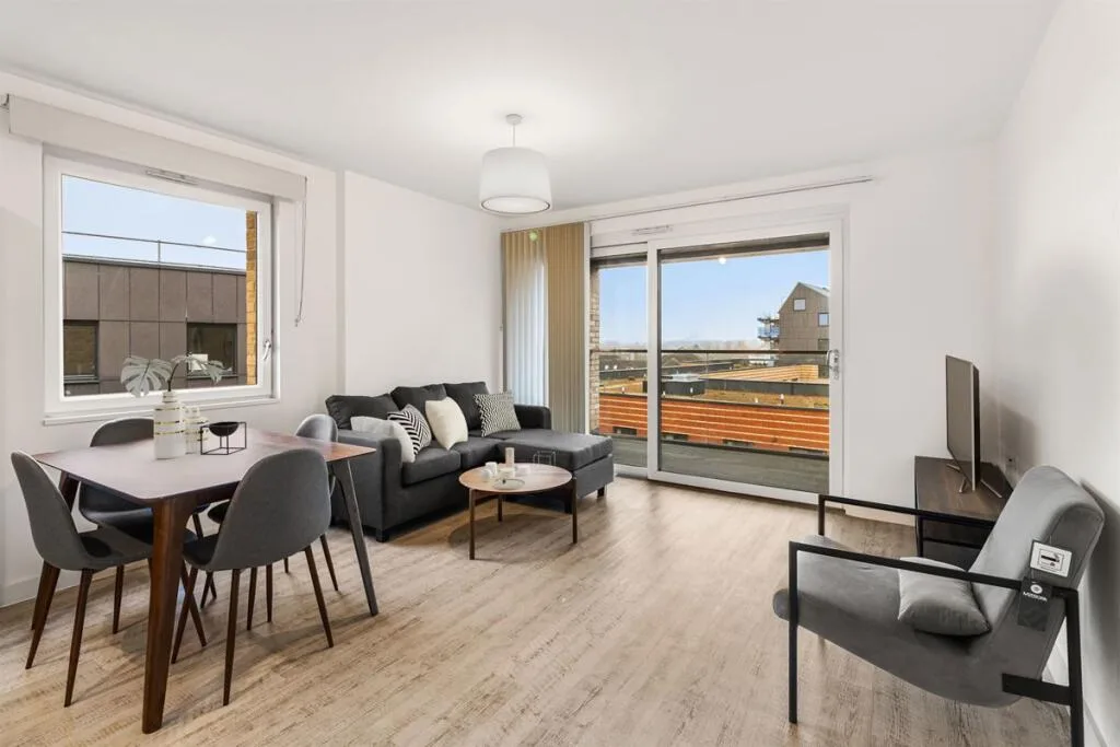 3 bedroom flat for rent