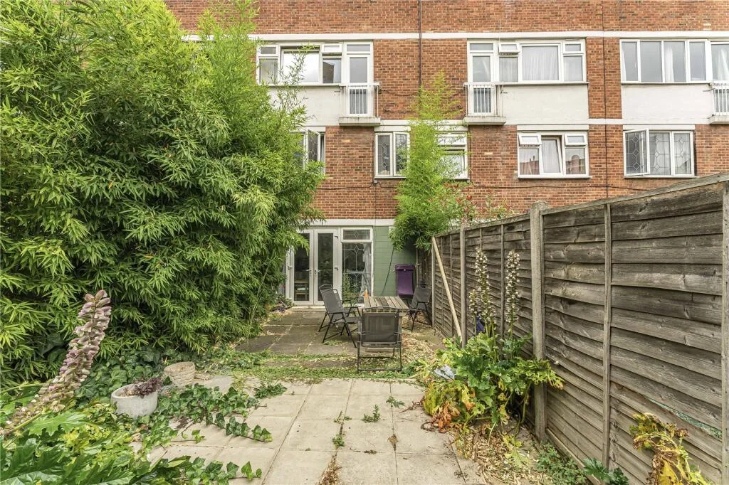 4 bedroom apartment for rent