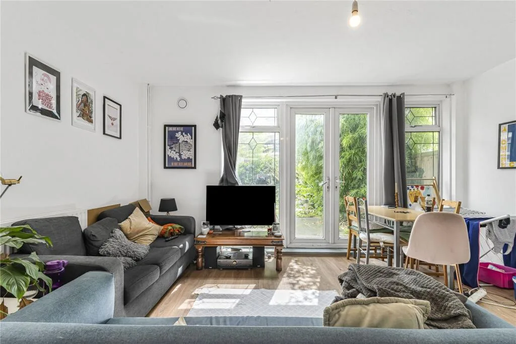 4 bedroom apartment for rent