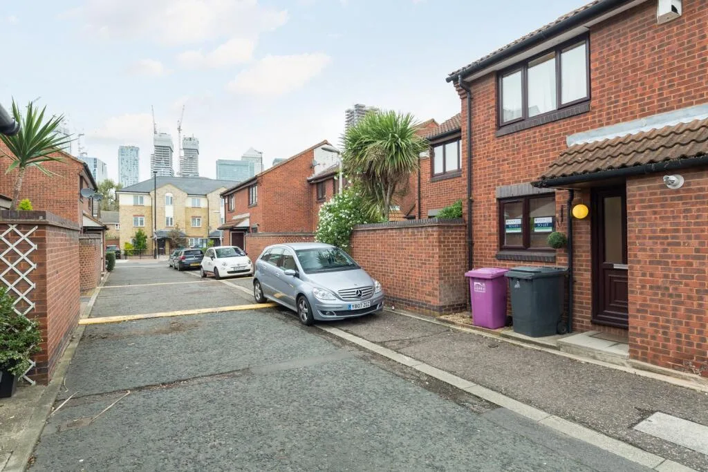 2 bedroom terraced house for rent