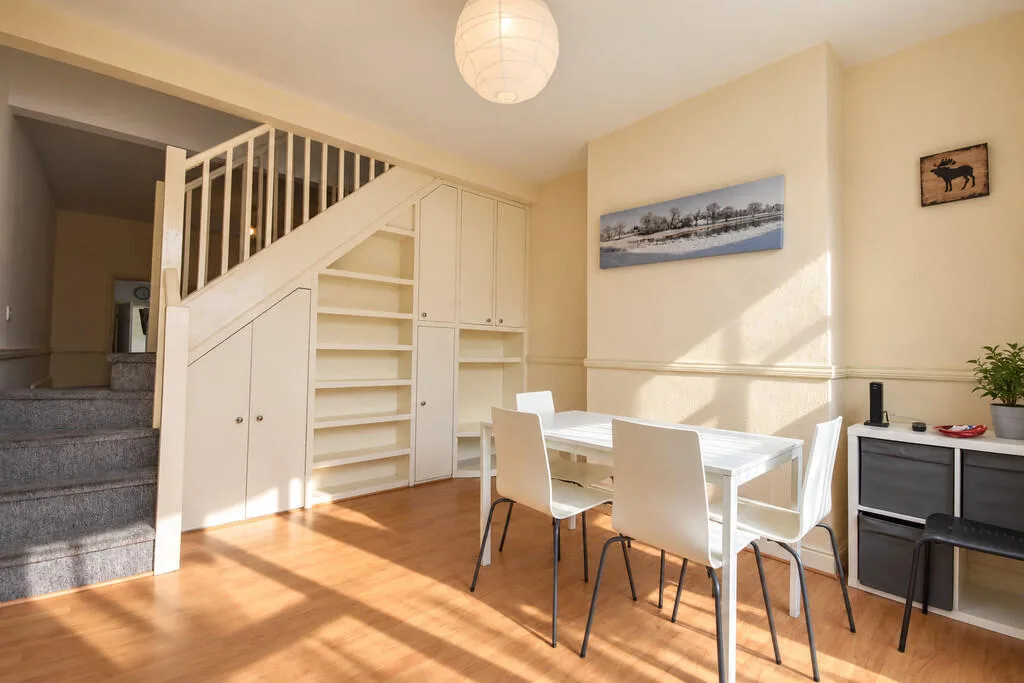 2 bedroom terraced house for rent